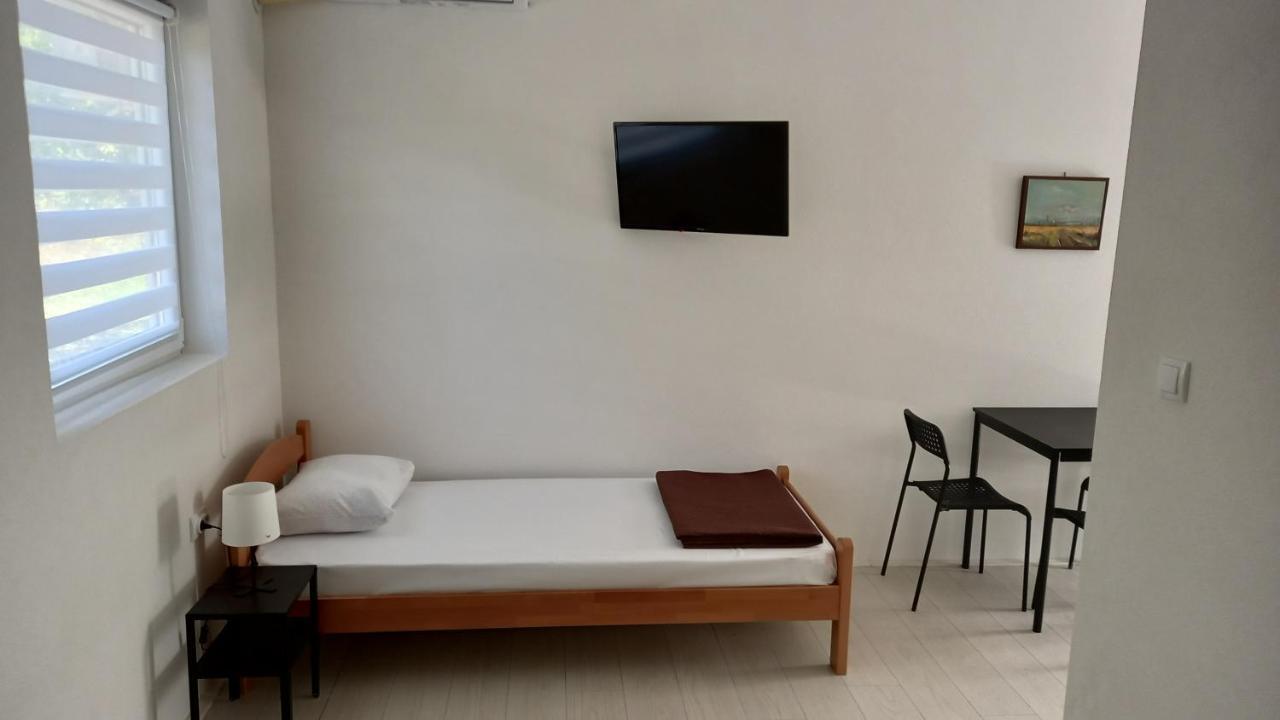 Lena! Apartment คลาโดโว ภายนอก รูปภาพ